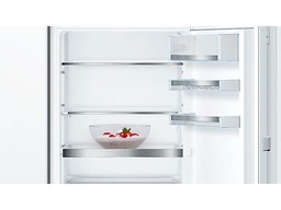 [KIS77AFE0] BOSCH Frigo Combiné Intégré 158cm, 169L+ 62L ****, charnières plates, E Bosch